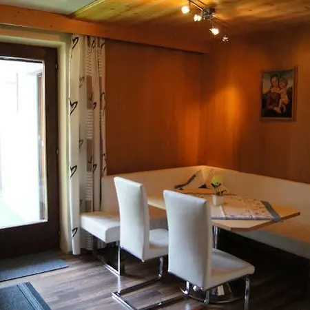 Gentiana Apartman *