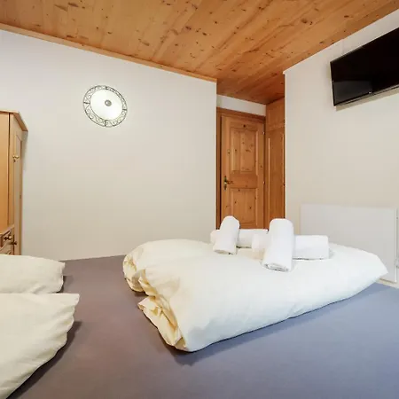 Gentiana Apartment